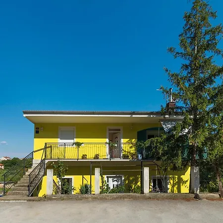 Oasis L&d Apartman *