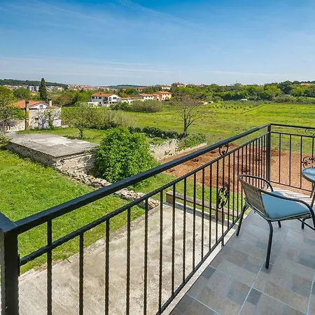 Apartament Oasis L&d Pula
